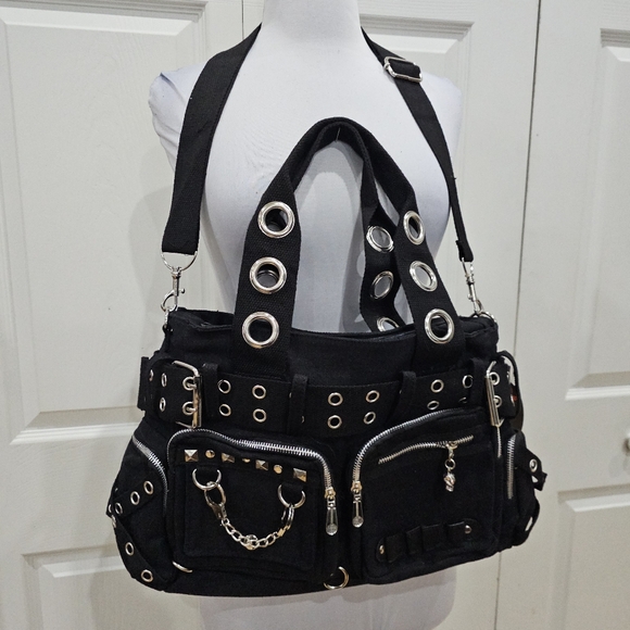 Voodoo Vixen Handbags - Y2K Style Punk Goth Voodoo Vixen Grommet O-Ring Black Silver Buckle Purse Bag